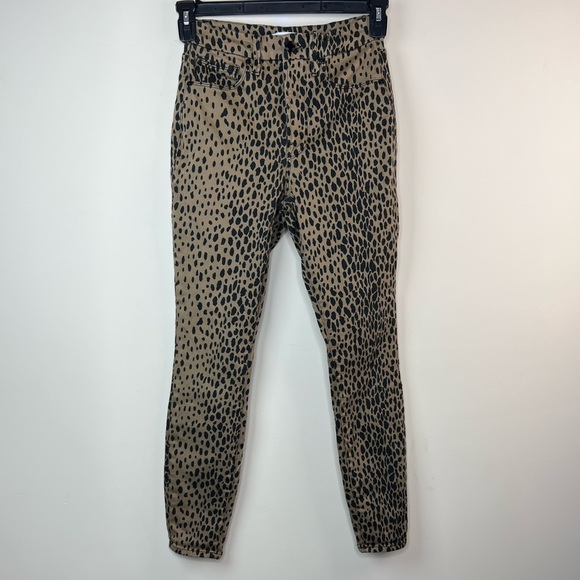 Good American Good Waist Leopard Print Jeans, 4/27 - Picture 2 of 10